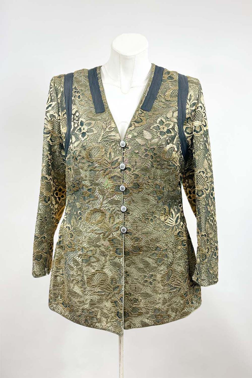 OKIMMI GOLD LACE JACKET WITH YELLOW APRON PATCH FRONT
